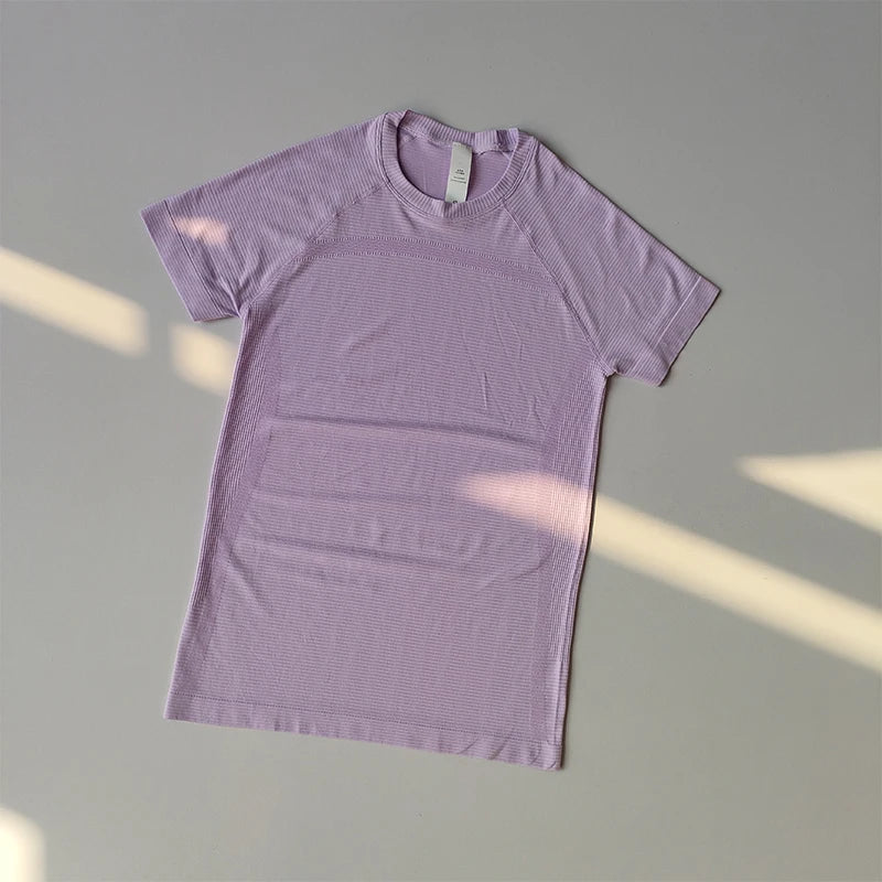T-shirt de sport à manches courtes col rond