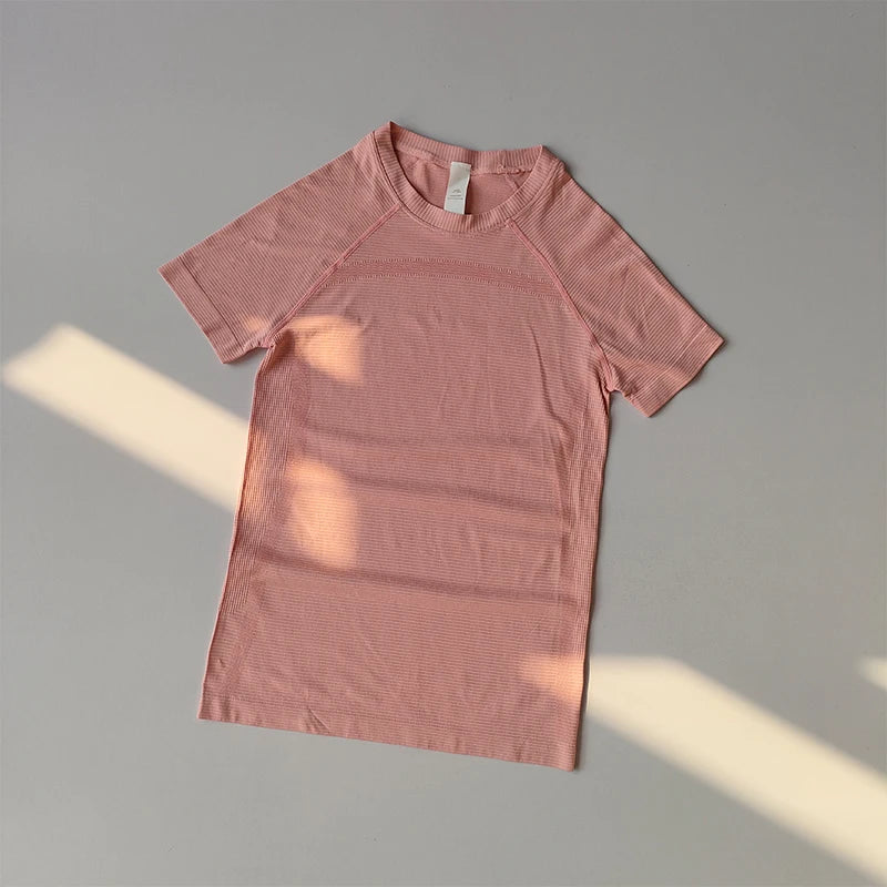 T-shirt de sport à manches courtes col rond